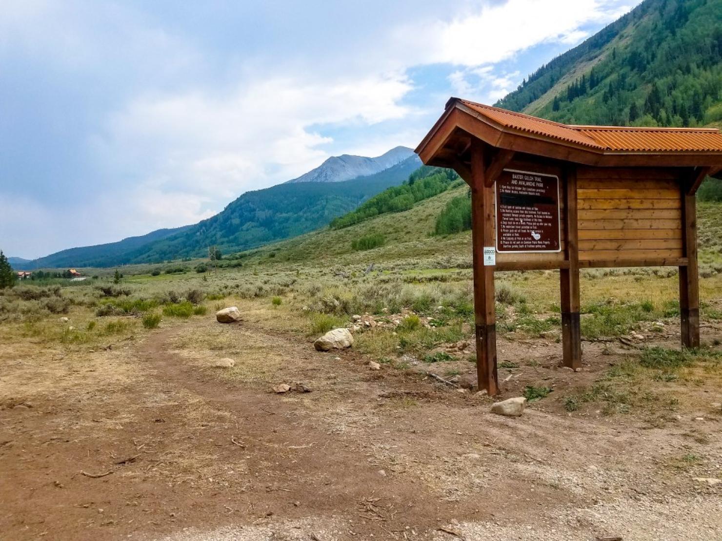 The understated trailhead at Baxter Gulch – a work in progress. Photo by Chris Yuan-Farrell.